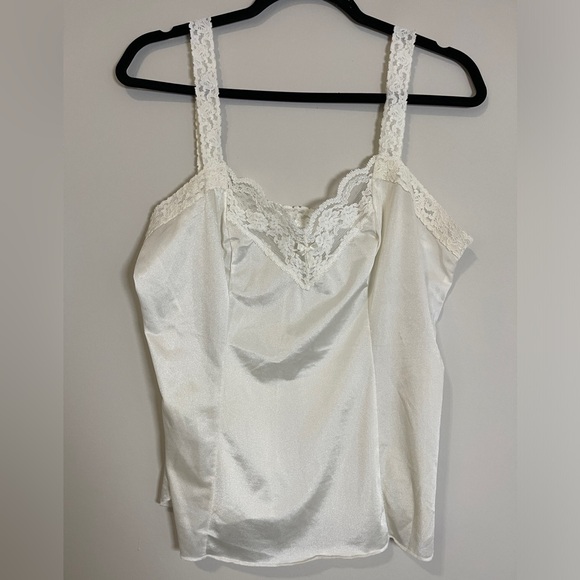 Olga Other - Olga Womens Lace Cami Top Size XL Cream Undershirt Loungewear Coquette